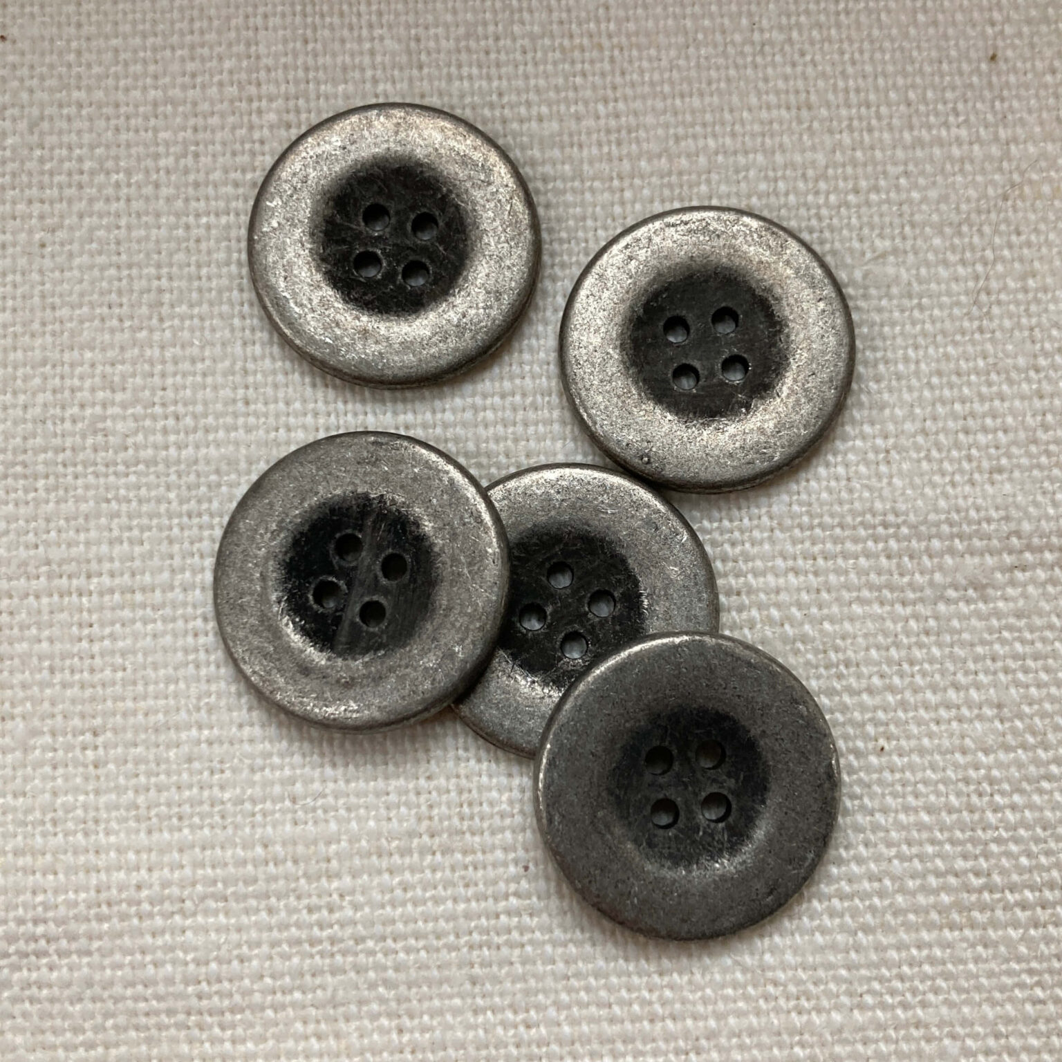 5 zinc colour metal buttons