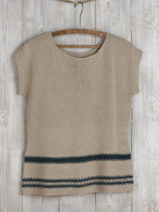 A short sleeved knitted linen top with hem detail